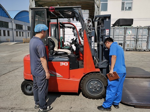 東綸科技深入開展安全環(huán)保和疫情防控大檢查